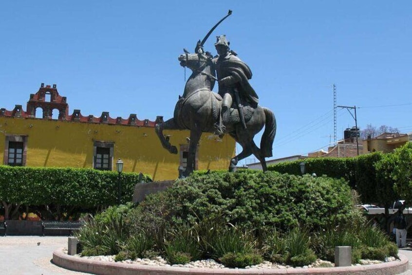 San Miguel De Allende City Tour with Transfer from Mexico City