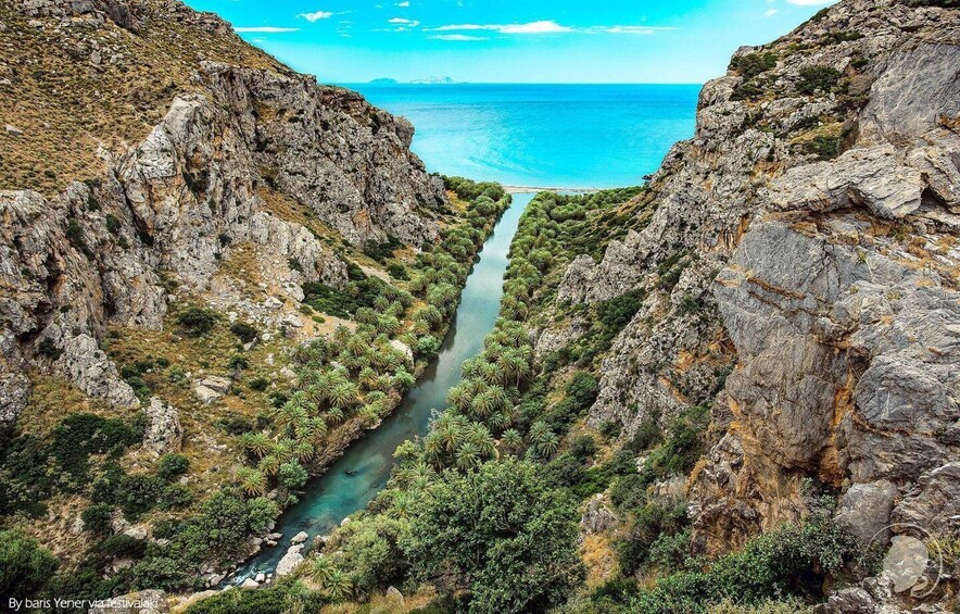 Georgioupolis: Preveli Palm Beach Day Trip by Bus and Boat