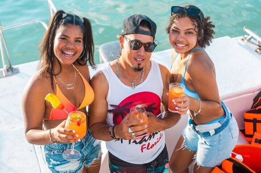 4 Hour Booze Cruise and Party Boat Tour in Punta Cana 