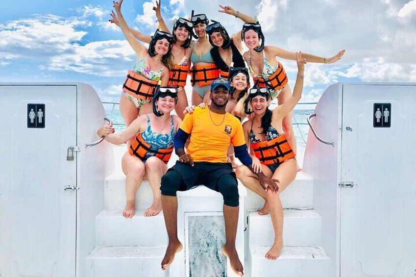 4 Hour Booze Cruise and Party Boat Tour in Punta Cana 