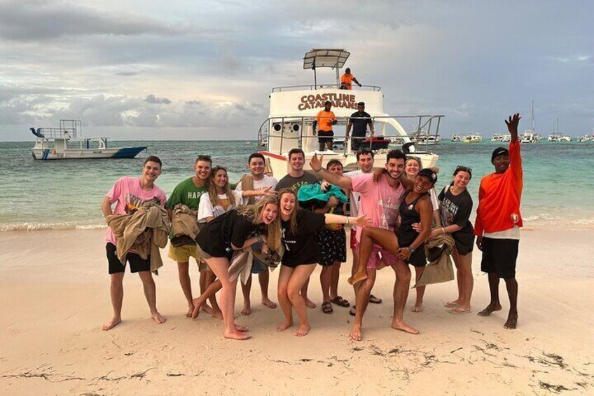 4 Hour Booze Cruise and Party Boat Tour in Punta Cana 