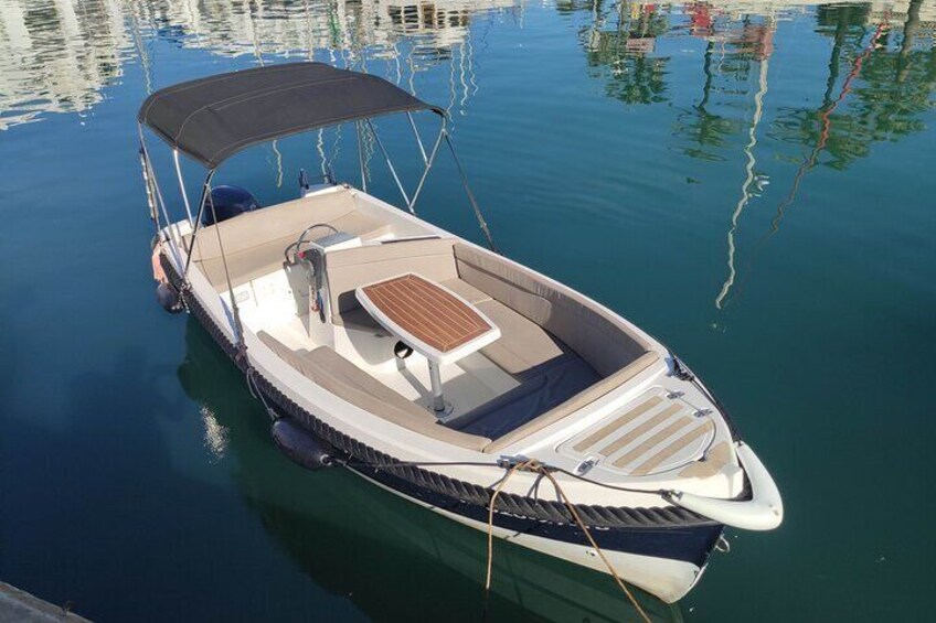 Boat rental in Malaga