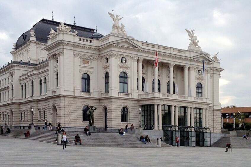 Private Tour From Milan to Zurich With a 2 Hour Stop in Lucerne