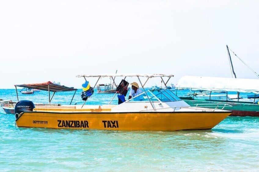 Half-Day Private Yacht Boat Tour to Sandbank Nakupenda Island 