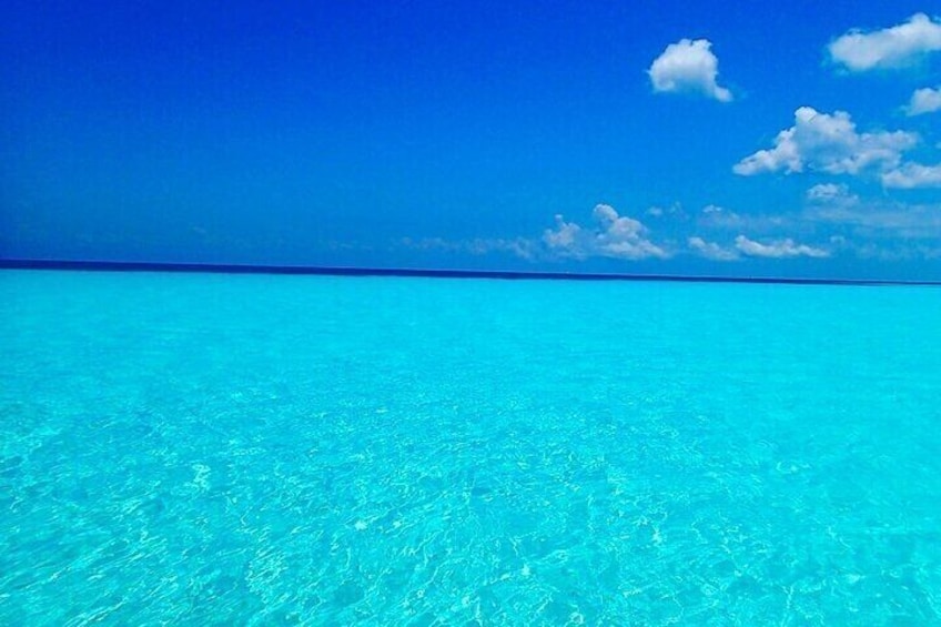 Private Yacht Charter & El Cielo Tour: All-Inclusive