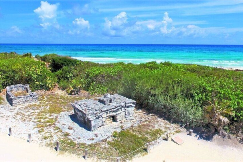  Private Cozumel Jeep Tour & Jade Caverns Cenote: All-Inclusive