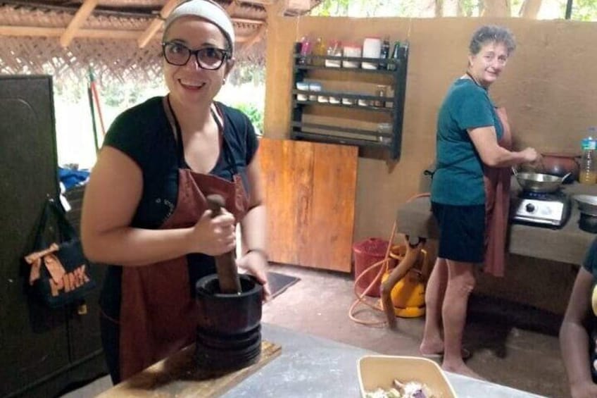 Cooking Class of Traditional Sri Lanka Cuisine in Sigiriya