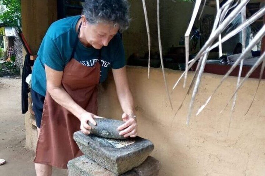 Cooking Class of Traditional Sri Lanka Cuisine in Sigiriya