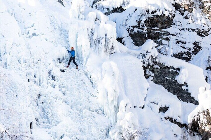 Half-Day Premium Ice Climbing in Pyhä Lapland