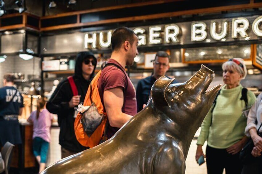 Reading Terminal Market Walking Tour in Philadelphia