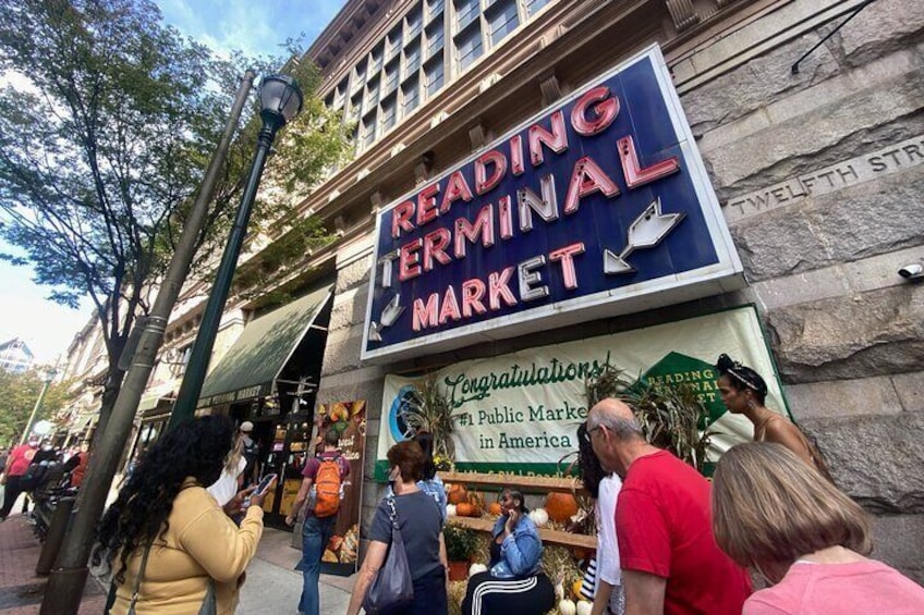 Reading Terminal Market Walking Tour in Philadelphia