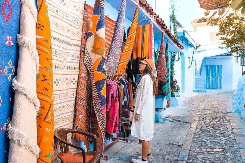 Private walking tour of Chefchaouen 