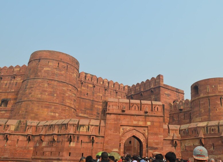 Picture 2 for Activity Agra: Round Trip, Full-Day Private Tour with Taj Mahal Entry