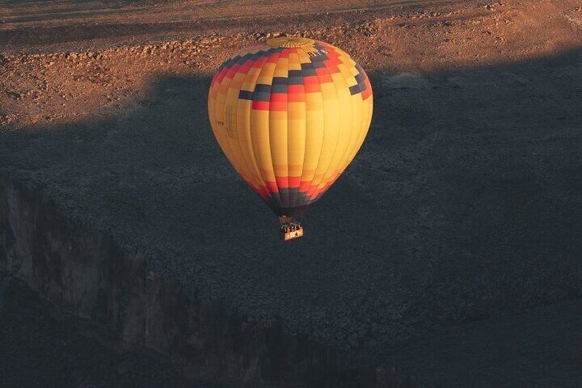 Cappadocia Hot Air Balloon Sunrise ( Soganlı Valley )