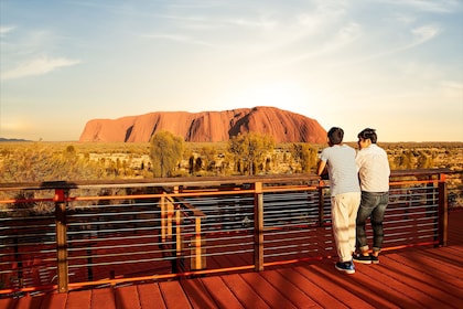 Uluru Guided Sunrise Tour with Kata Tjuta and Walpa Gorge