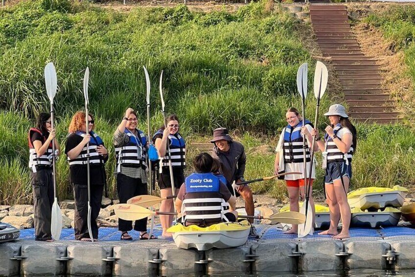 Stand Up Paddle Board (SUP) and Kayak Activities in Han River