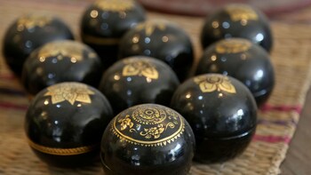 Ancient Tai Khern Gold Leaf Lacquerware Workshop