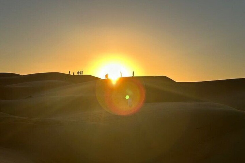 Watching Sunrise in Wahiba Sand Desert - Early Morning Tour