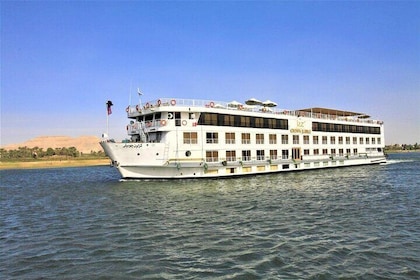 Private 6-Days Egypt Tour Package with Nile Cruise by Flights