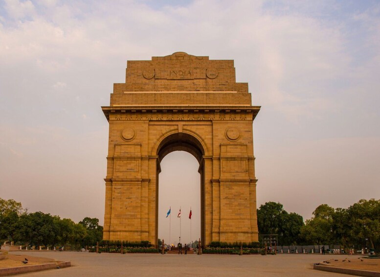Delhi: Private 3-Day Golden Triangle Tour with Accommodation
