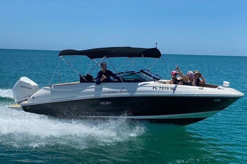 Private Luxury Boat Charter