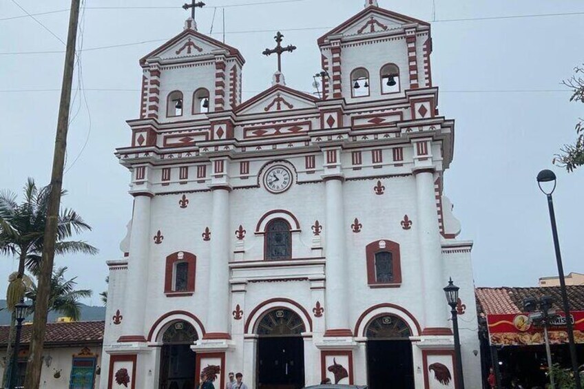 Piedra del peñol + El Alto del Chocho Farm + Boat tour