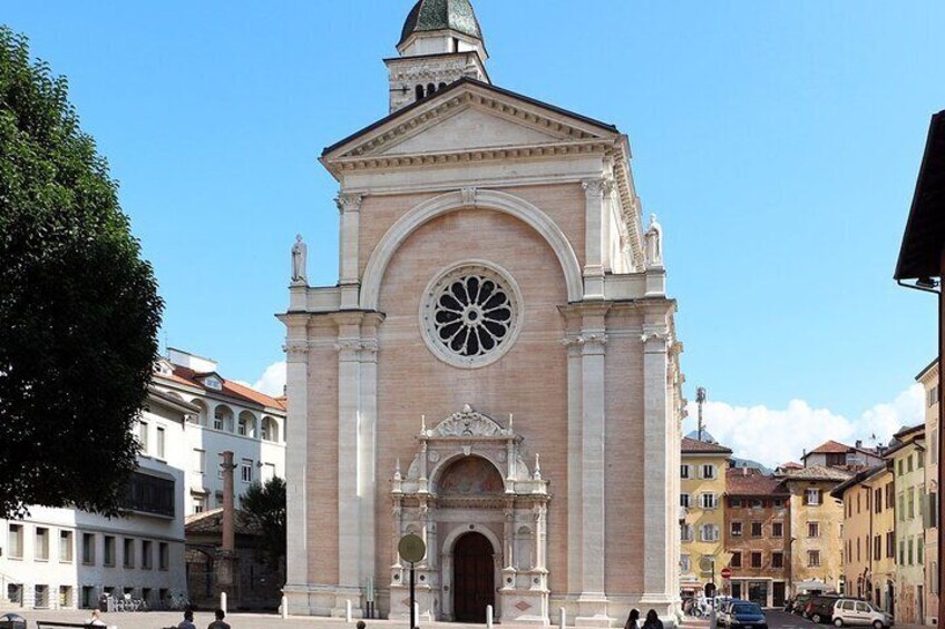 Private Audio Guided Walking Tour in Trento