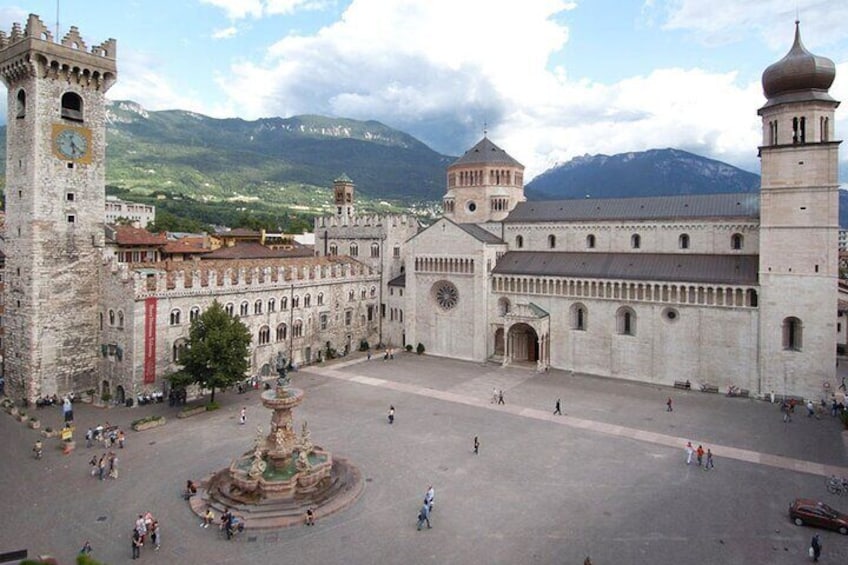 Private Audio Guided Walking Tour in Trento
