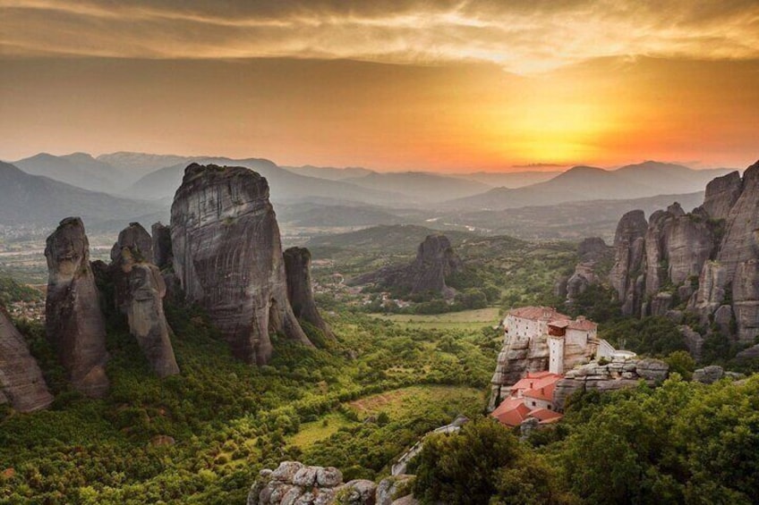 Day Trip to Meteora from Athens 