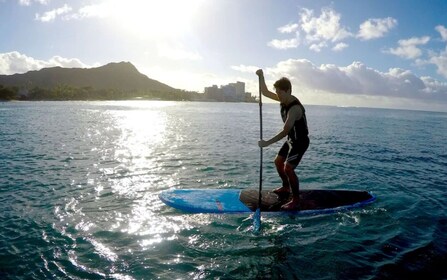 Oahu Stand-Up Paddleboarding-lektioner (grupp- och privata alternativ)