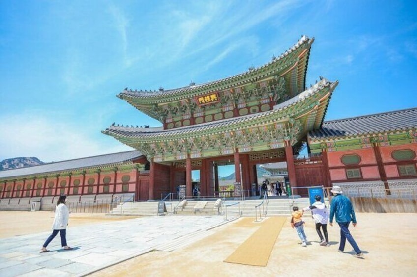 Layover & Stopover in Seoul Private Tour