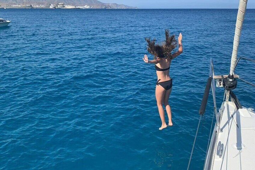 Sailing experience along the coast of Cabo de Gata in Almería