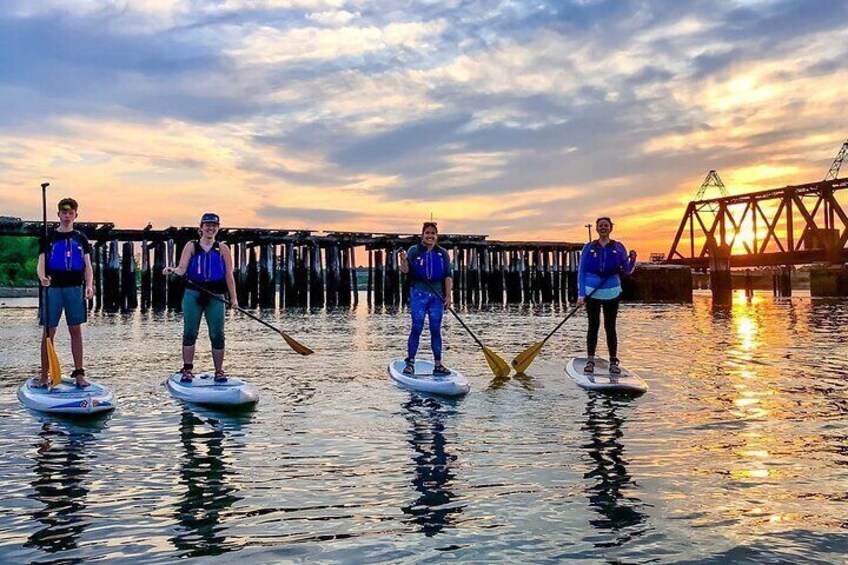 Stand-Up Paddle Sunset Tour in Portland