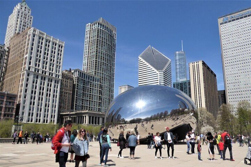 Chicago Must-See Bike Tour with Iconic Photo Ops