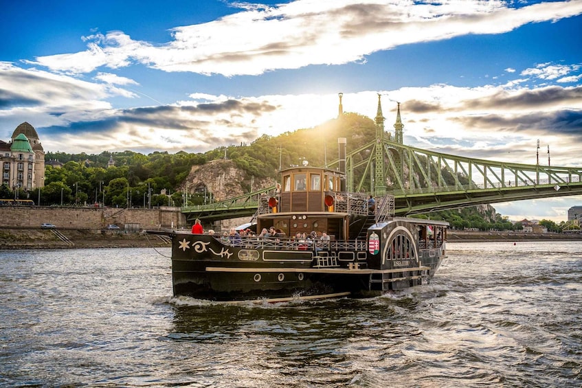 Picture 10 for Activity Budapest: Historic Cruise with Welcome Drink