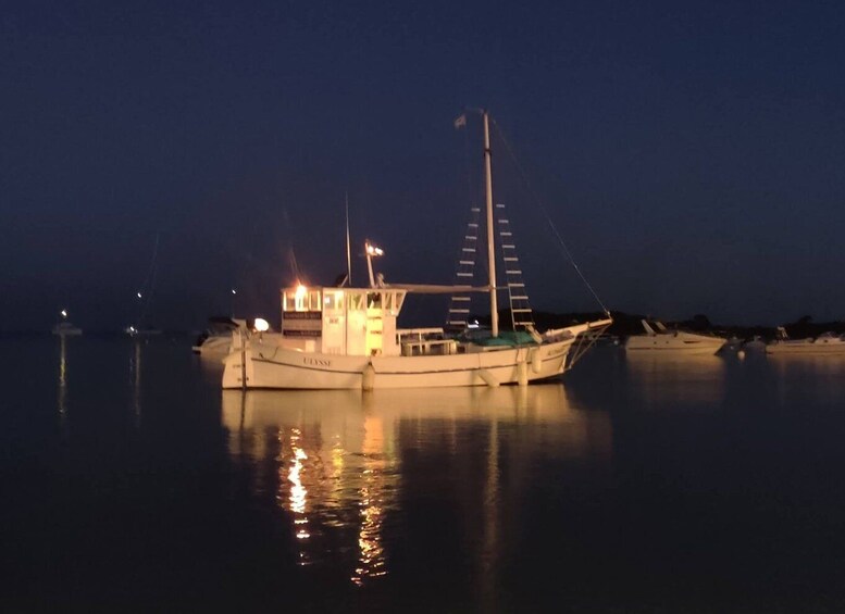 Picture 10 for Activity Porto-Vecchio: dinner aperitif at the sunset at sea