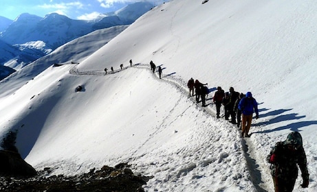 Da Kathmandu/Pokhara: trekking del Circuito dell'Annapurna di 9 giorni
