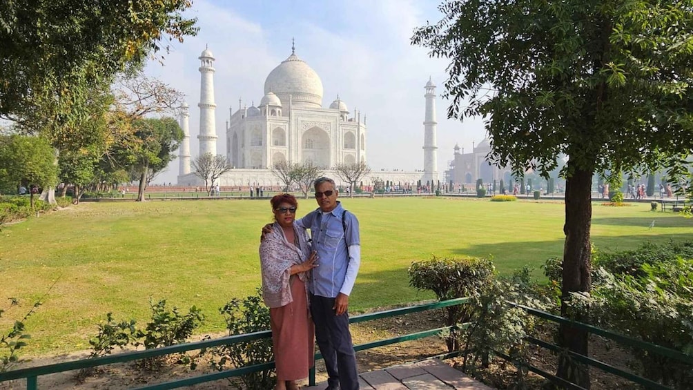 Agra: Private Taj Mahal with Agra Fort & Baby Taj Tour