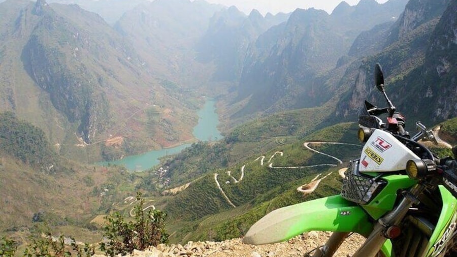 Motorcycle Tour of Ha Giang Loop, 4D/3N all-inclusive