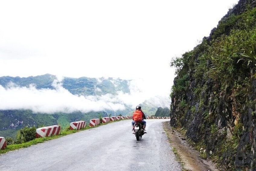 Motorcycle Tour of Ha Giang Loop, 4D/3N all-inclusive