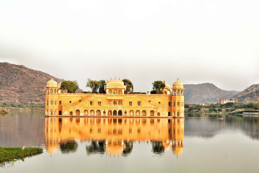 Picture 13 for Activity Private Full-Day Amer Fort and Jaipur City Sightseeing Tour