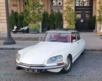 Paris : Découverte de la ville excursion en voiture Citroën DS d'époque