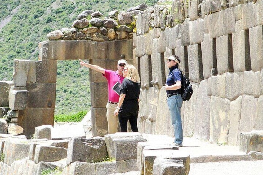 2-day private tour: The best of the Sacred Valley and Machu Picchu