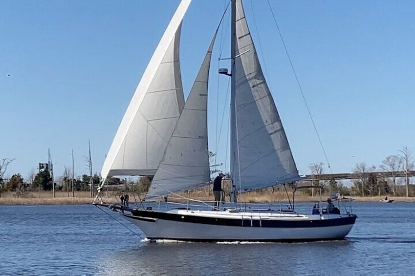 2-hour Sailing in Wilmington Waterfront