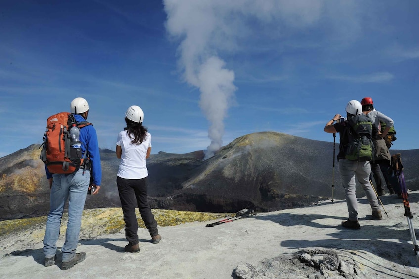 Picture 1 for Activity Nicolosi:Etna Central Crater Trekking Tour cable car & jeep