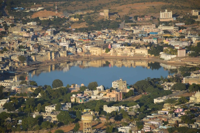 Picture 2 for Activity From Jaipur: Brahma Temple and Pushkar Lake Private Day Trip