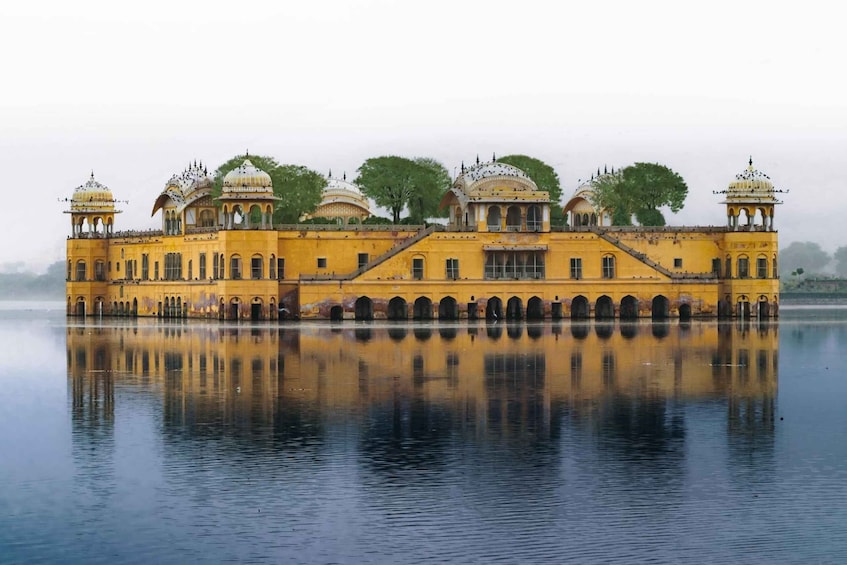 From Delhi: All-Inclusive Private Guided Jaipur City Tour