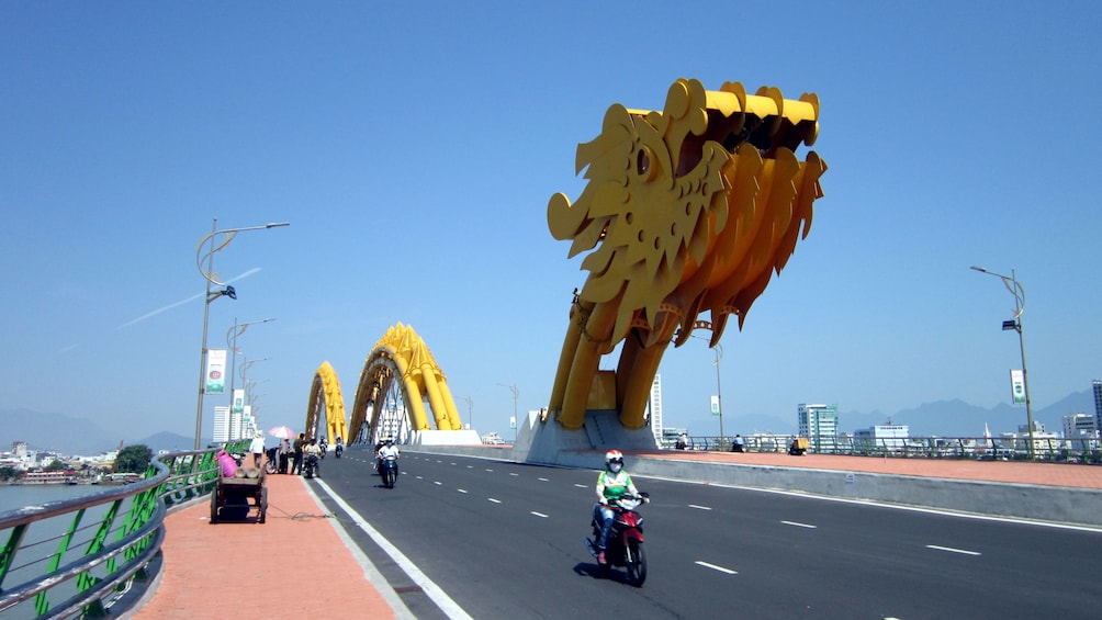 Bridge with large dragon sculpture in Da Nang