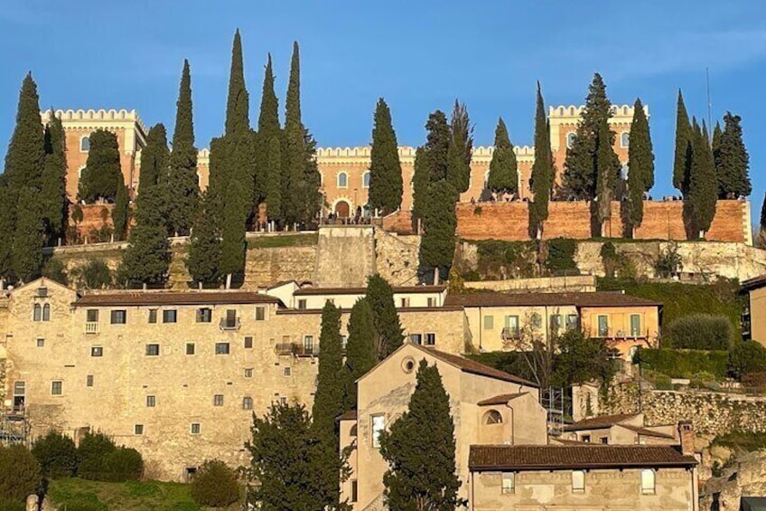 Small Group Walking Tour and Cable Car in Verona: Arena Tickets