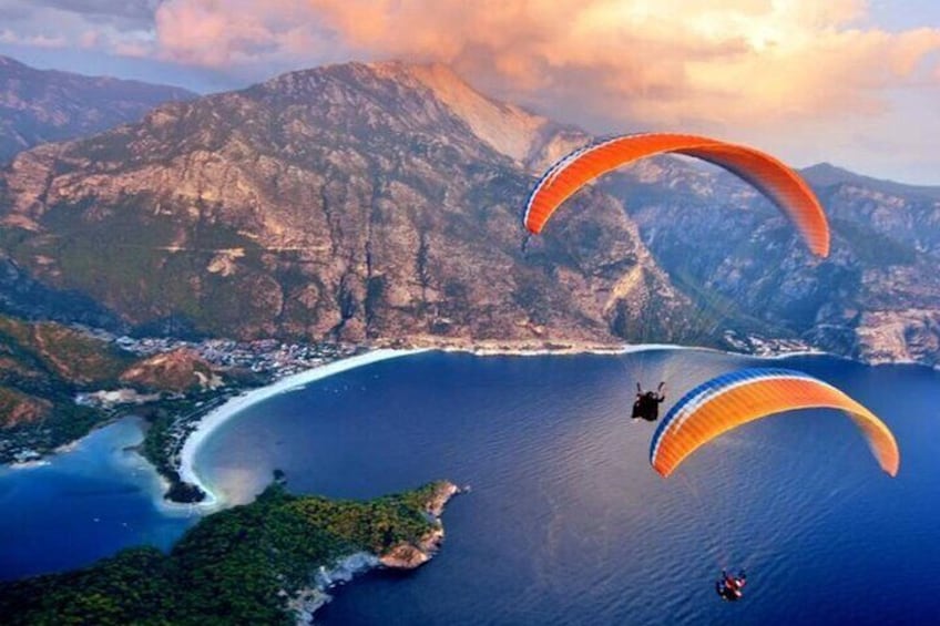 Tandem Paragliding Experience over Fethiye Oludeniz from Marmaris
